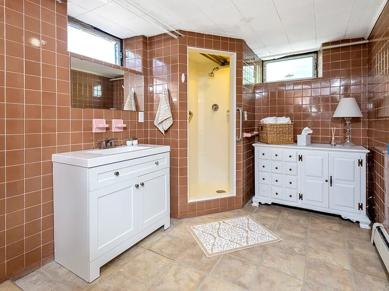 Bathment bathroom