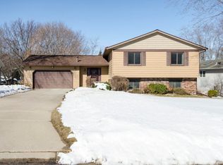 5719 Conway Ct NW, Rochester, MN 55901