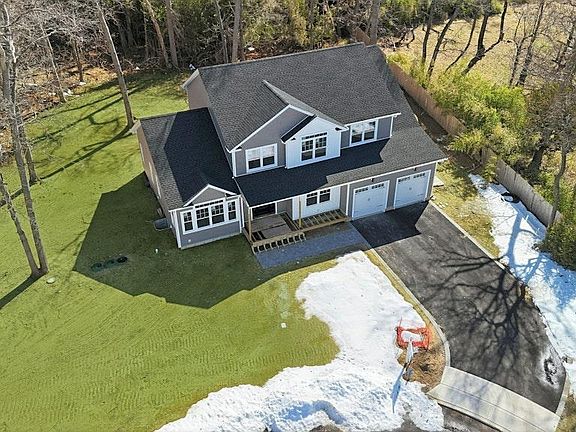 2nd image of 4 lotto court Road