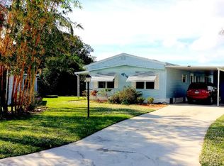923 Hawthorn Cir, Barefoot Bay, FL 32976