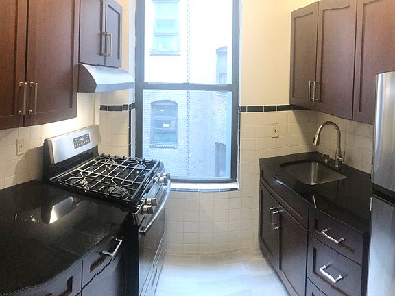 4th image of 53 Saint Nicholas Ave #4C