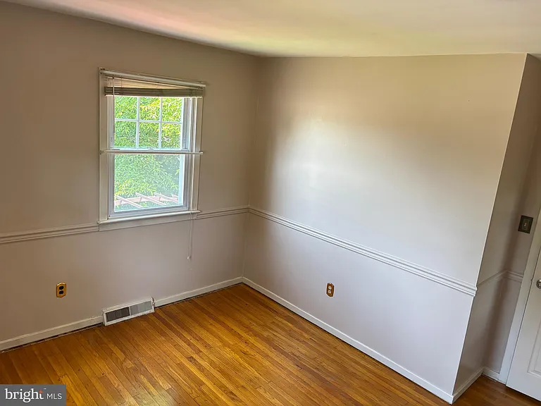 303 Overlook Ave — Photo 5