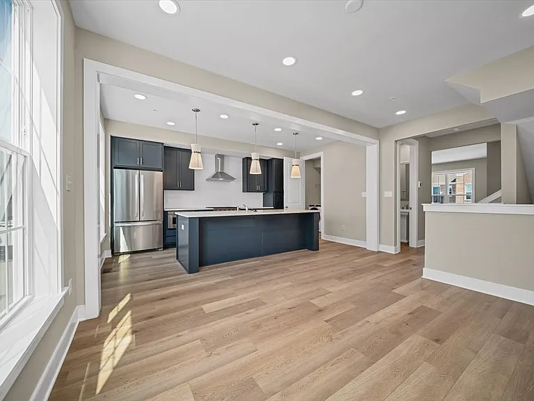 330 Highbridge Ln — Photo 7