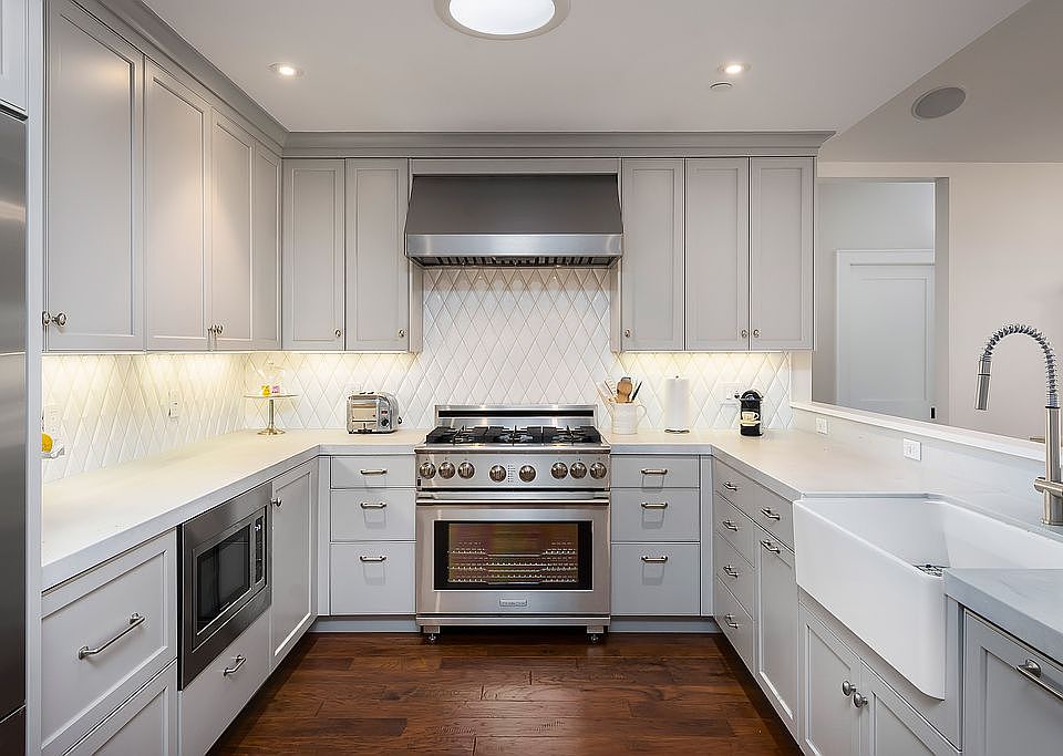 2nd image of 8 Heather Way