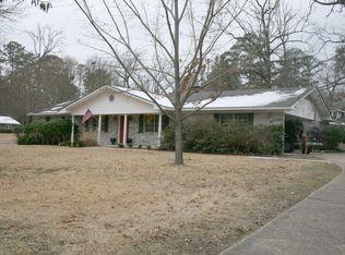 2201 Royal Oaks Dr, Ruston, LA 71270