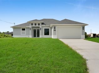 2613 18th St SW, Lehigh Acres, FL 33976