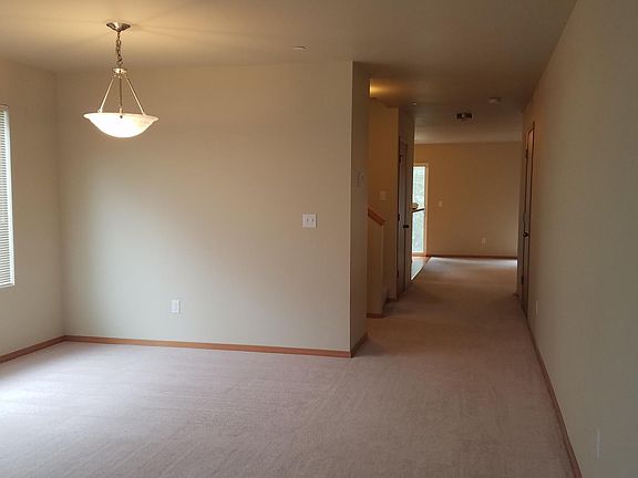 Dining room to kitchen/living room