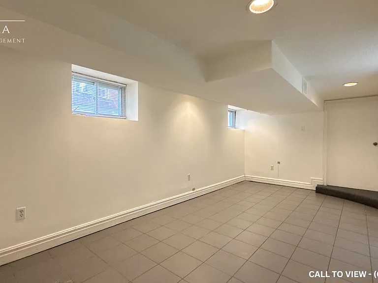 52 Rose Ave #2 — Photo 3