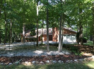 206 Valley Mill Rd, Huddleston, VA 24104