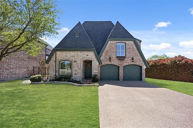 1st image of 4513 Venetian Way