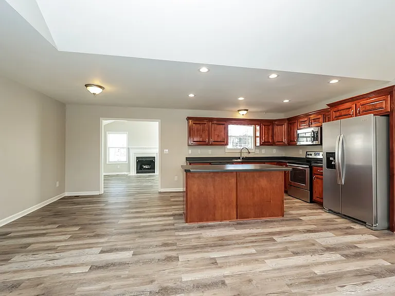 2920 Bragg Ct — Photo 6