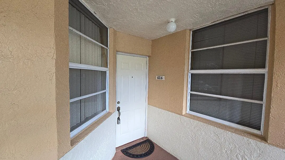 2 bed, 2.0 bath, 1140 sqft, $2,100 — Photo 3