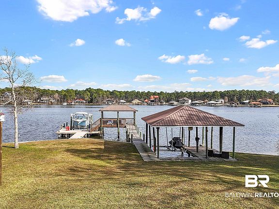 5th image of 8490 Bay View Dr