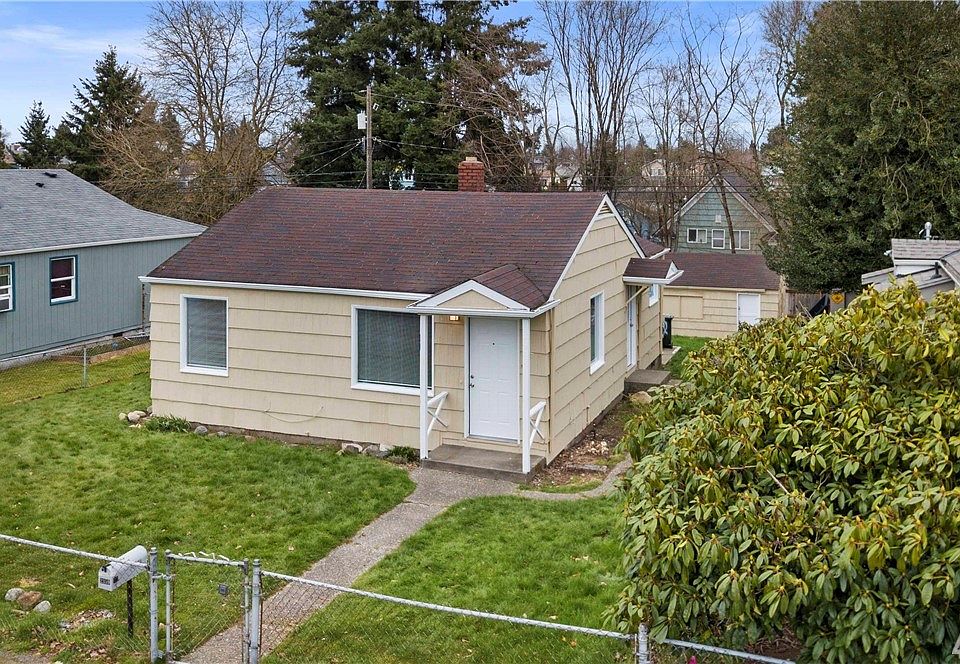 Adorable Cape Cod style bungalow. Perfect investment rental or starter home.