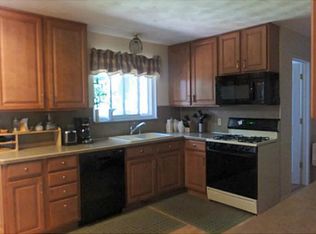 5744 Brooke Ln, Sylvania, OH 43560