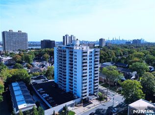 1600 Center Avenue #3D, Fort Lee, NJ 07024