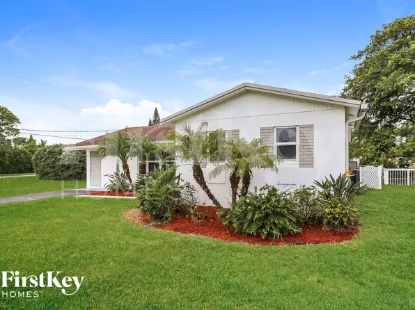 6119 NW 18th Ct, Pompano Beach, FL 33063