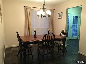 4th image of 1928 Pine Ct