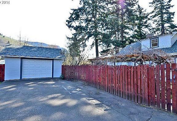 5th image of 606 NE Grandview