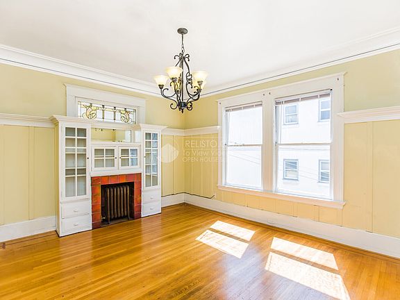 2nd image of 1041 Washington St APT 6