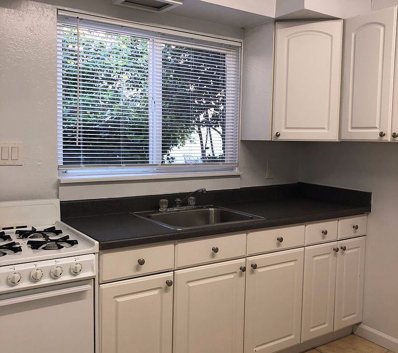 1st image of 3917 Haines St #3919-1/2