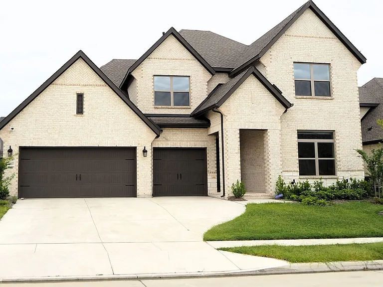2613 Rosewood Way — Photo 2