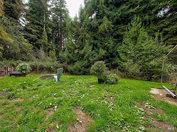 4th image of 19151 Pine Tree Lane