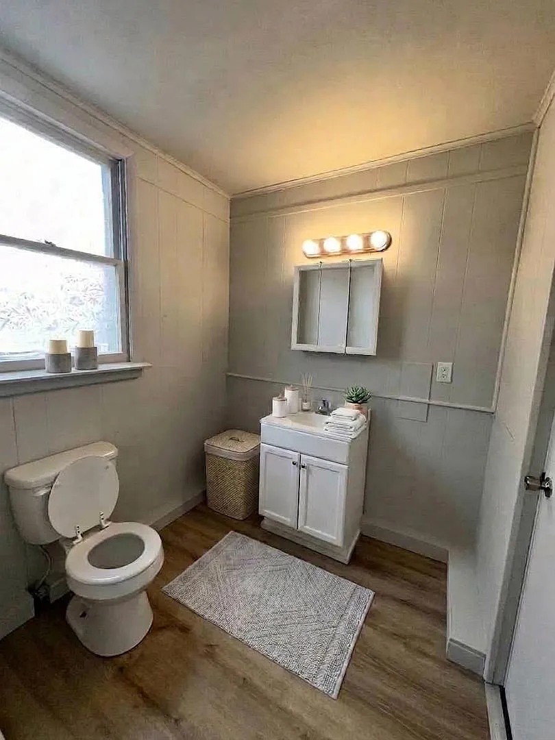 37 N Franklin Street — Photo 4