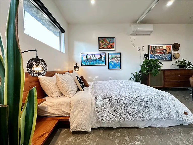 6156 Burwood Ave — Photo 12