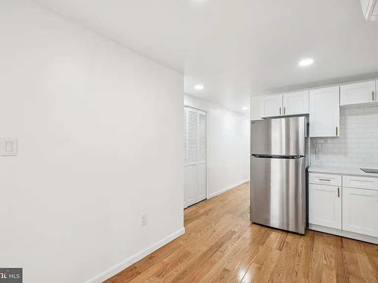 1223 Spruce St #3F — Photo 4