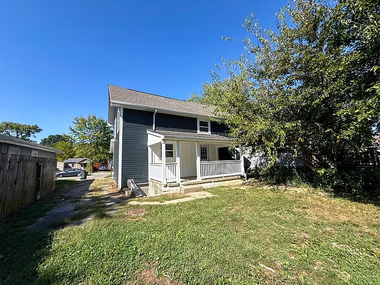2372 Howey Rd — Photo 29
