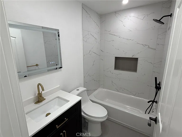 5340 Las Virgenes Rd #10 — Photo 29