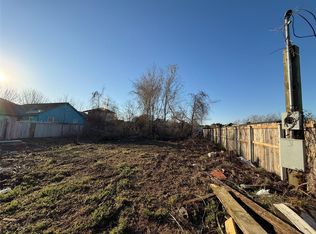 1703 Avenue C, Fresno, TX 77545