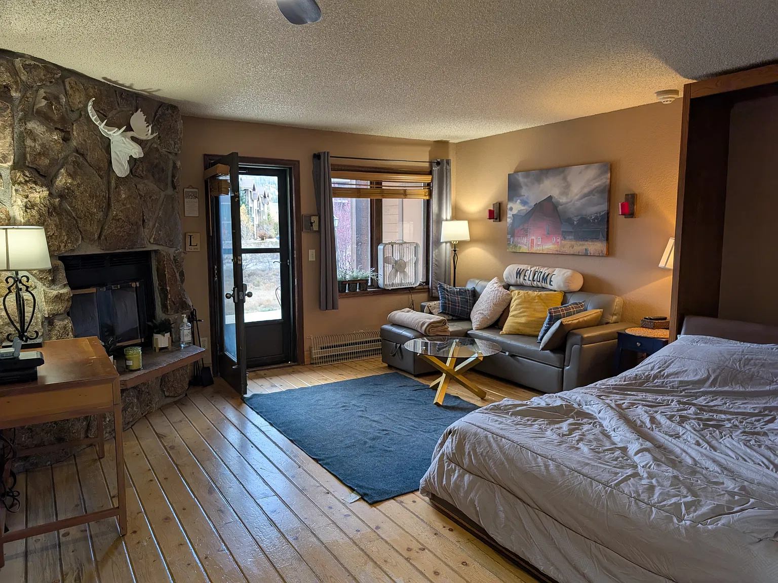 Studio, 405 sqft, $1,700 — Photo 4