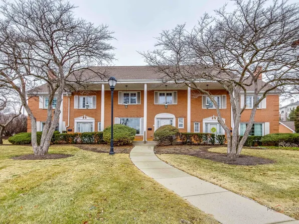 2 N Tower Rd, Oak Brook, IL 60523