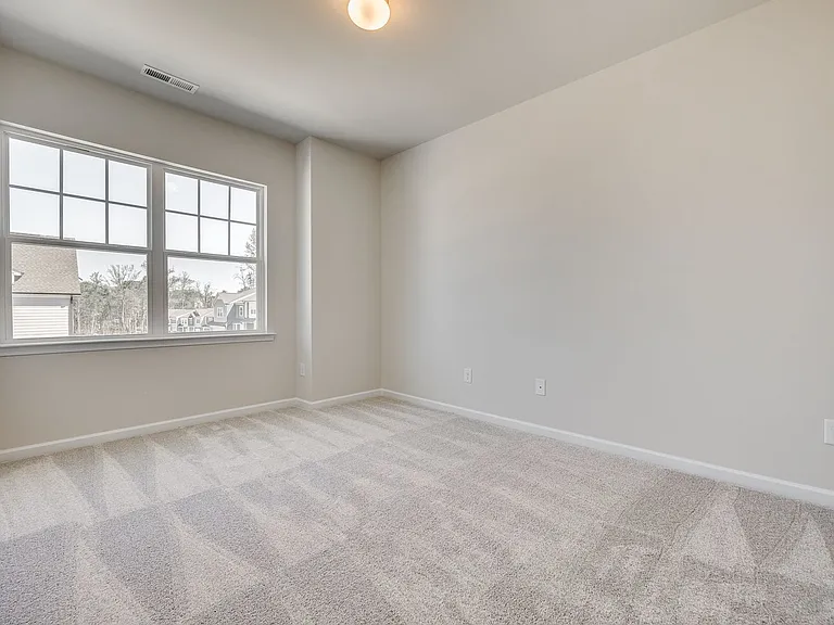 229 Brooks Springs Dr — Photo 22