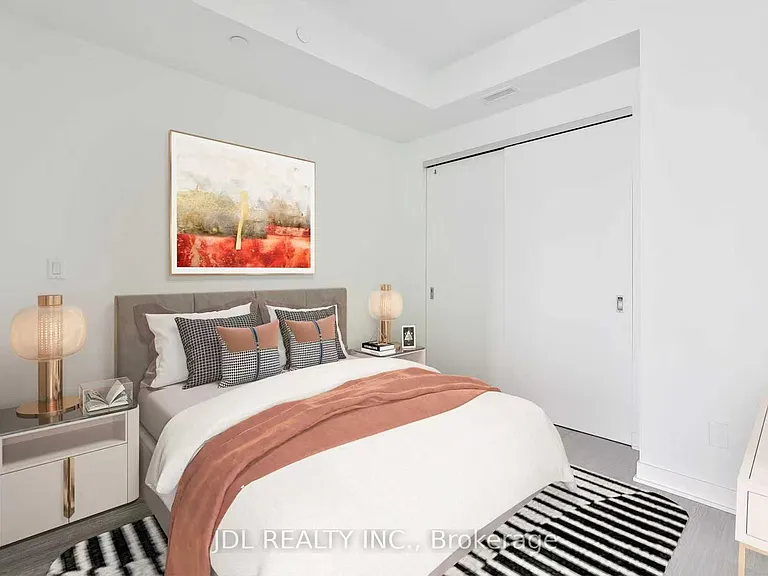 185 Alberta Ave W #313 — Photo 6