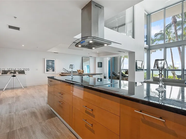 6899 Collins Ave #202 — Photo 7