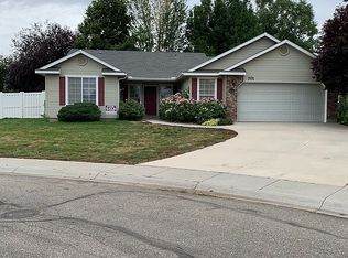 701 S Whitetail Ave, Fruitland, ID 83619