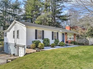 443 Monte Vista Rd, Candler, NC 28715