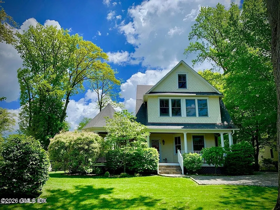 8 Highview Ave