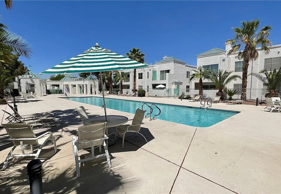 7100 Pirates Cove Rd #1008