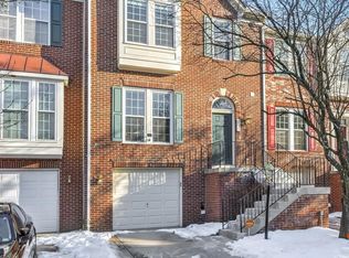 2031 Madrillon Springs Ct, Vienna, VA 22182