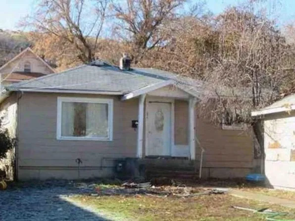 734 N 10th St, Klamath Falls, OR 97601