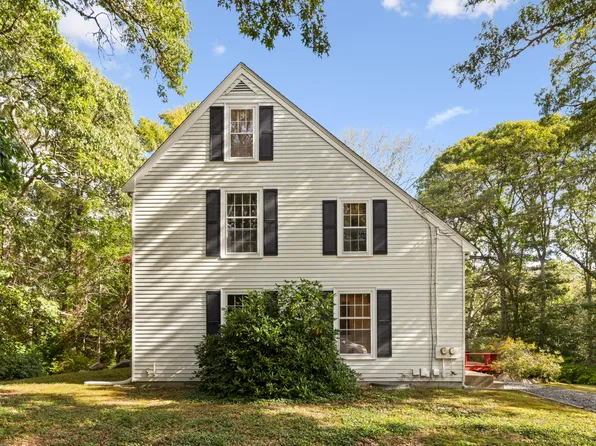 204 Woods Hole Road, Falmouth, MA 02540