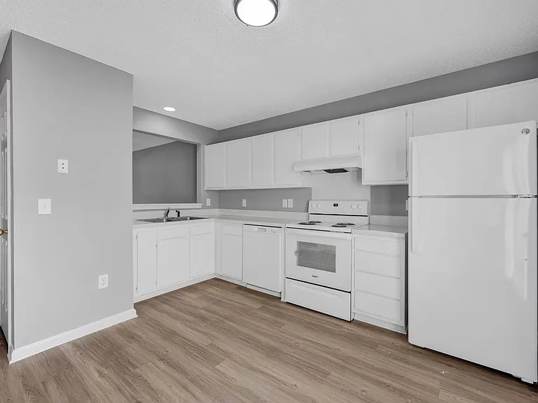 500 Jackson Park Rd — Photo 12
