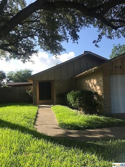 1st image of 518 Camelot Dr