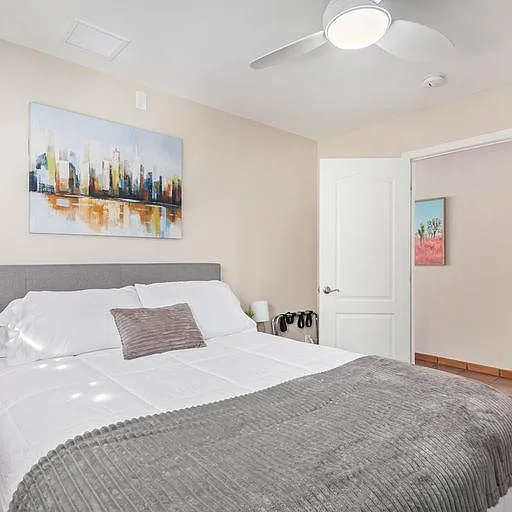 1028 E Hermosa Dr — Photo 20