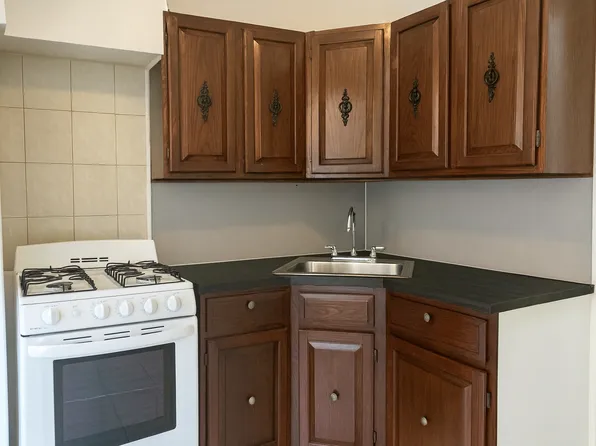 176-01 93rd Avenue image 13 of 22