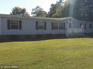 1232 Howerton Rd, Dunnsville, VA 22454